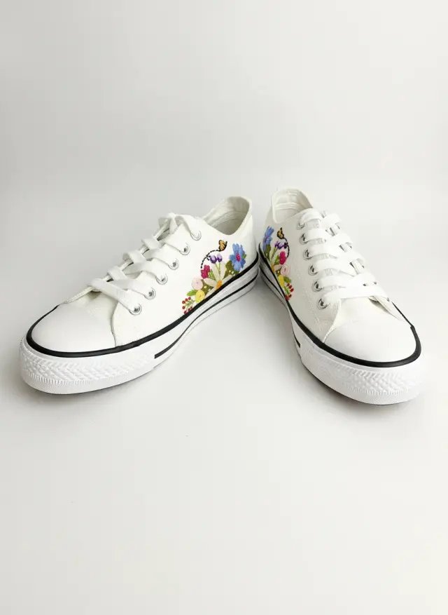 Shoes Sapphire Arctic Pup