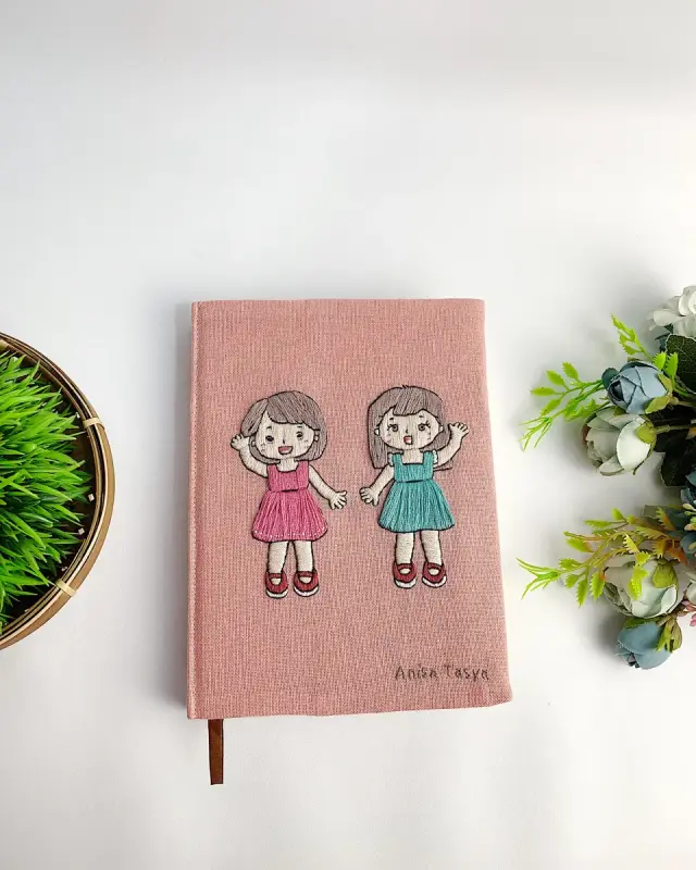 Book Rosy Sister Wink