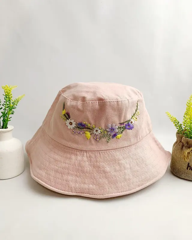 Bucket Hat Blush Lavender Garland
