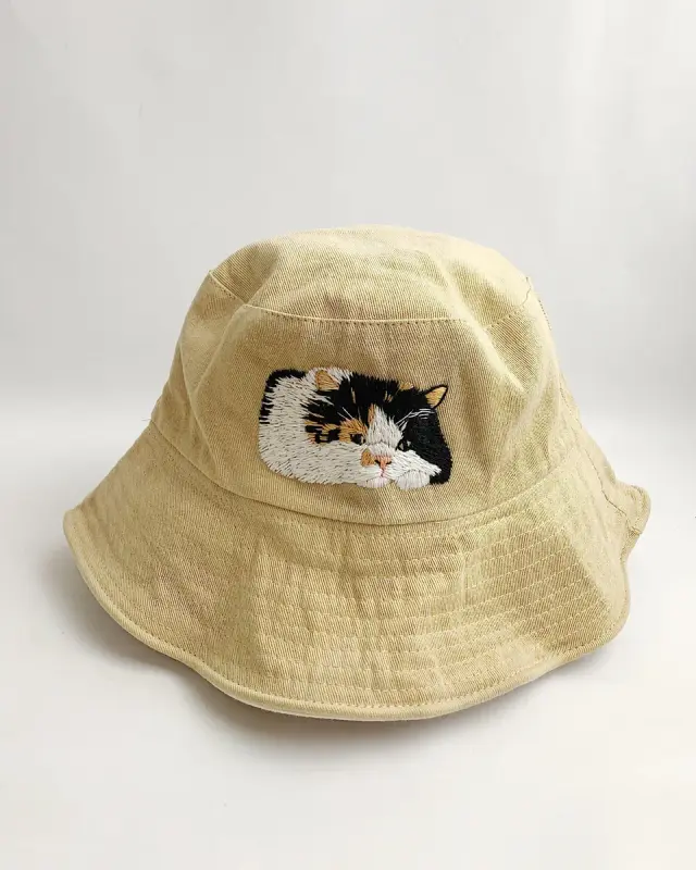 Bucket Hat Cat Daisy