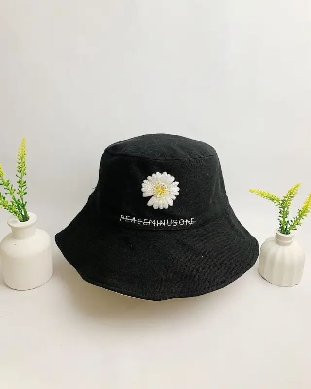 Bucket Hat Midnight Daisy Note