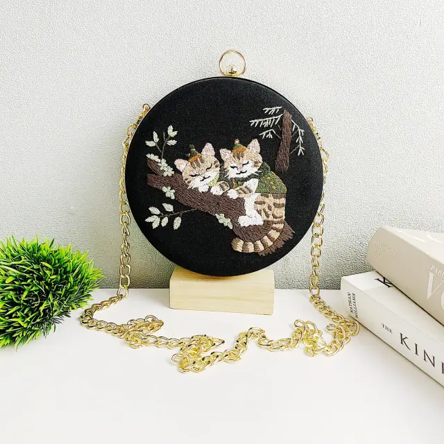 Clutch Bag Cozy Kitty Nest