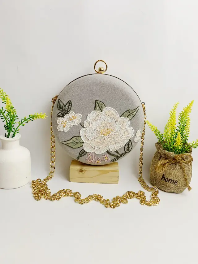 Clutch Bag Ivory Rose Mist