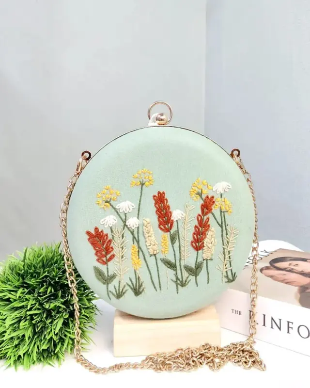 Clutch Bag Sage Wildflower Field