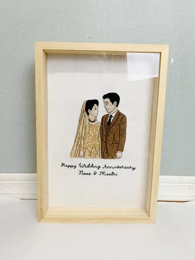 Figura Ivory Anniversary