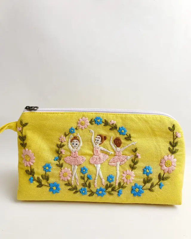 Pouch Ballerina Floral Wreath