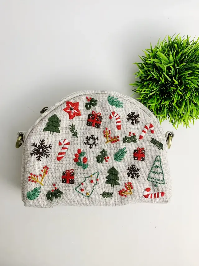 Sling Pouch The Golden Pack