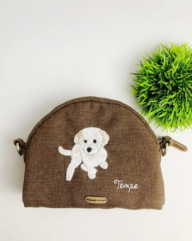 Sling Pouch Yellow Narcissus Garden