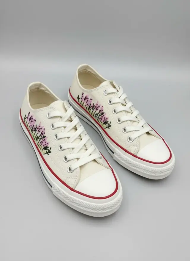 Shoes Snowy Berry Puff