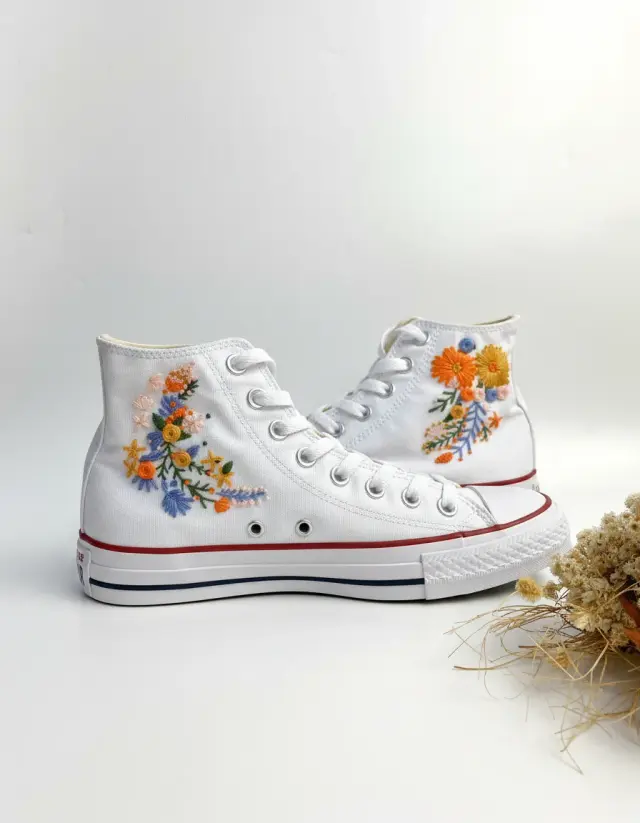 Shoes Majestic Canine Aura