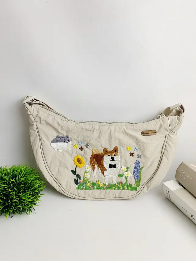 Sling Bag Paws Garden