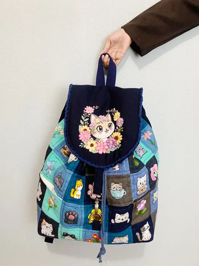 Backpack Cat Blossom Patch