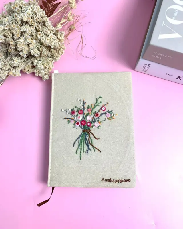 Book Wildflower Bouquet